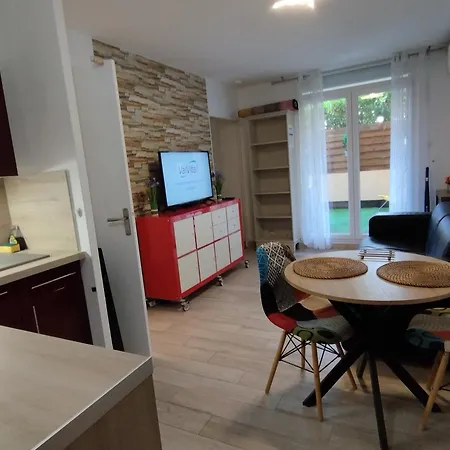 Апартаменти T2 Rd Jardin Grande Terrasse Coeur 2 M Clim Garage Wifi